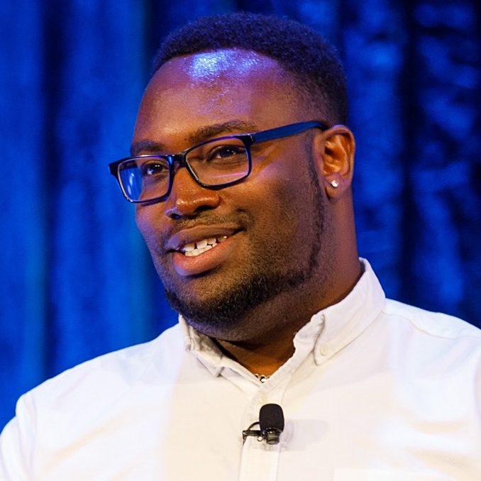 Luke Carthy speaking at GPeC SUMMIT on CRO in E-Commerce